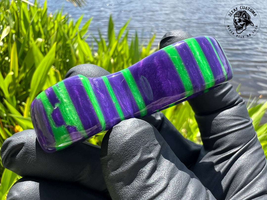 "Joker's Tiger Stripe Suit" No Luck Charm (resin)
