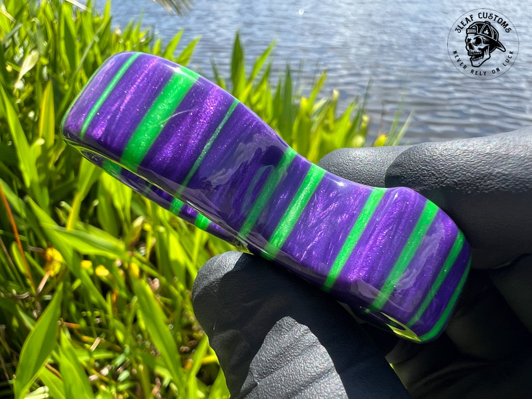 "Joker's Tiger Stripe Suit" No Luck Charm (resin)