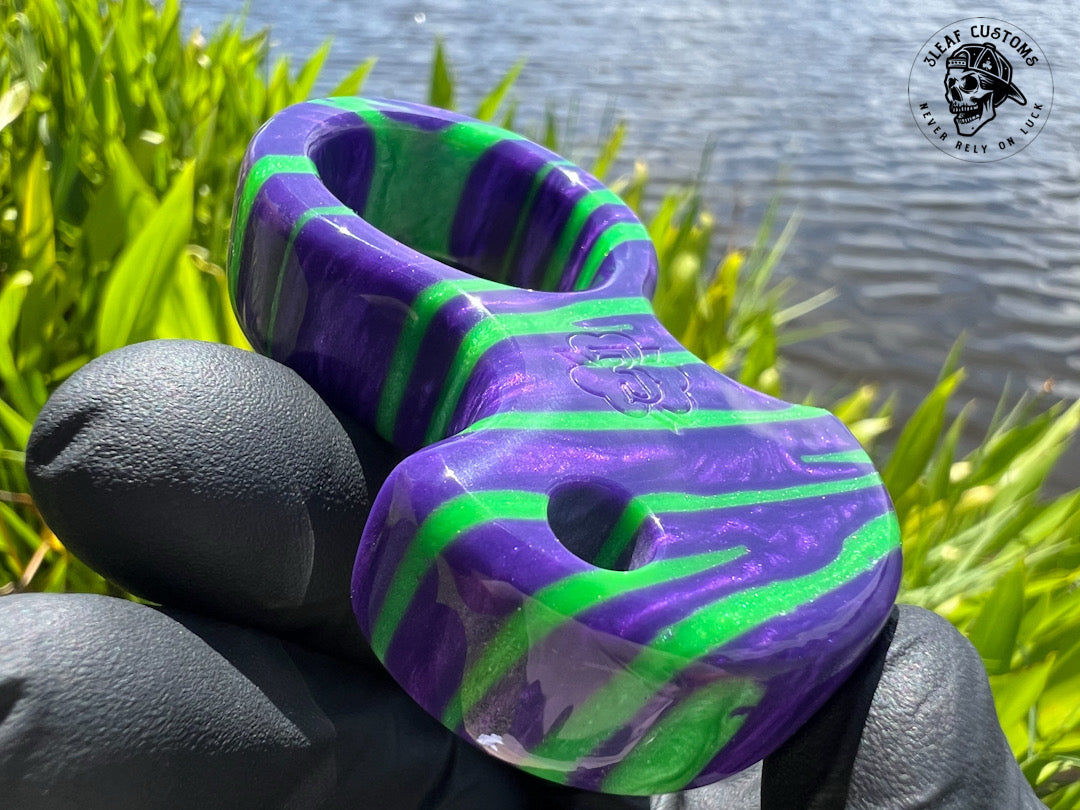 "Joker's Tiger Stripe Suit" No Luck Charm (resin)